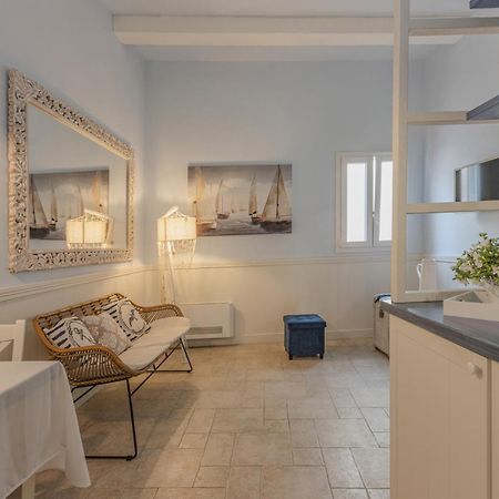 Chiasso S. Anna Relax Apartments Near The Sea Monopoli Exteriör bild